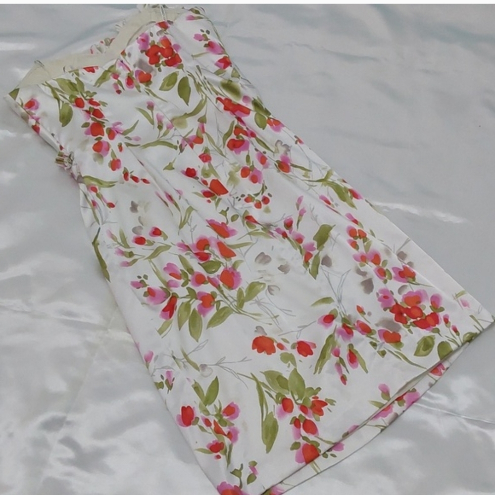 Summer Dress Floral Satin Strapless Feminine 👋 FINAL MARKDOWN CLOSET CLOSING - Picture 6 of 12